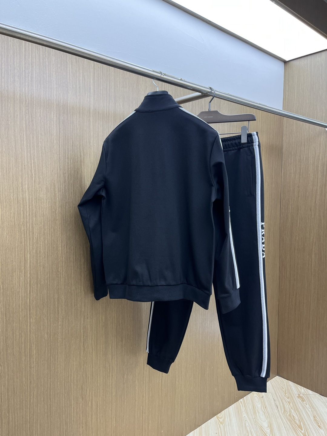 早春款/套 PD 🔥官网独家专供 高端独家定制款 早春新款专柜同款休闲套装，透气舒适休闲！高级感满满！细