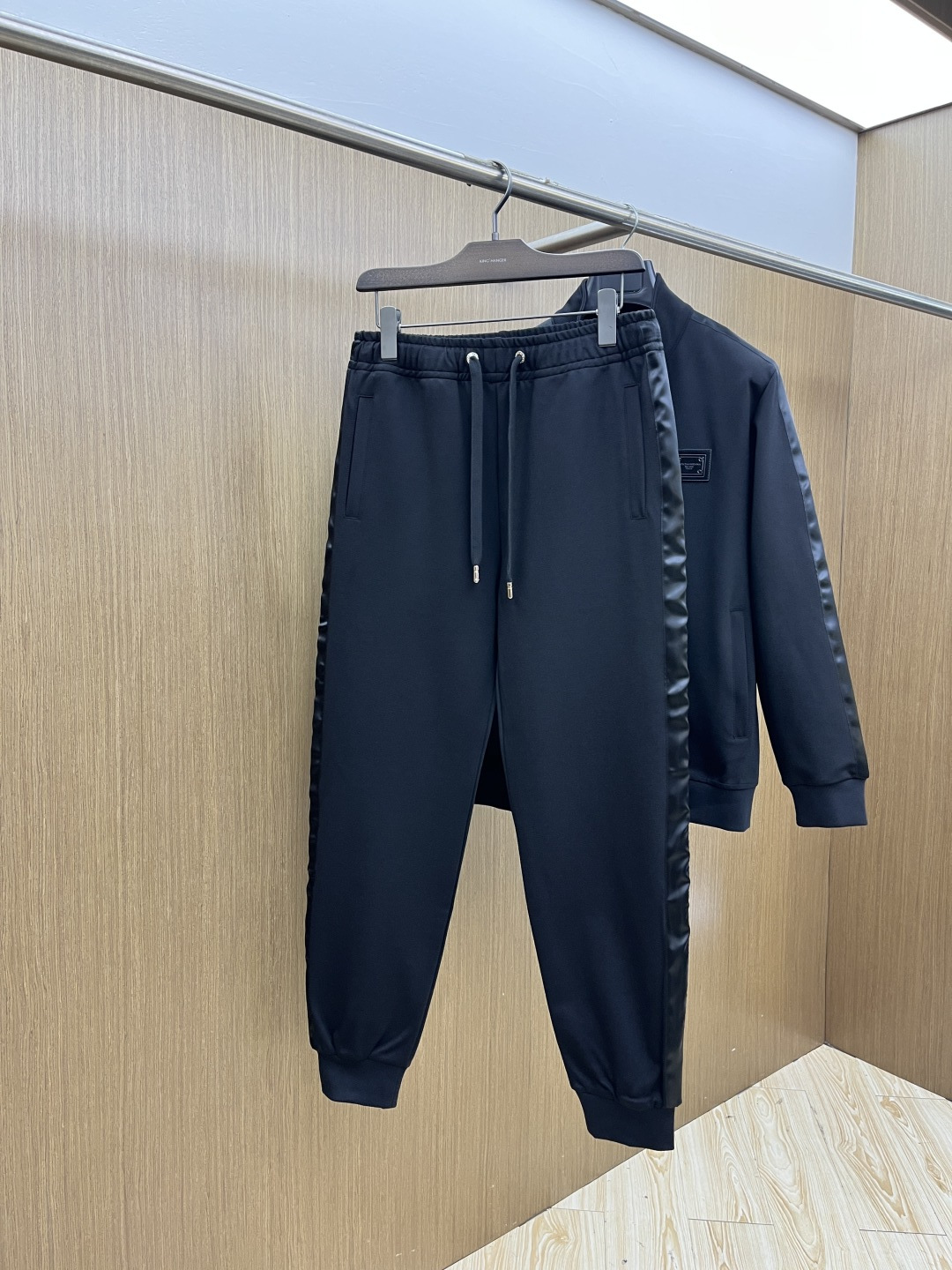 早春款/套 DG 🔥官网独家专供 高端独家定制款 早春新款专柜同款休闲套装，透气舒适休闲！高级感满满！细