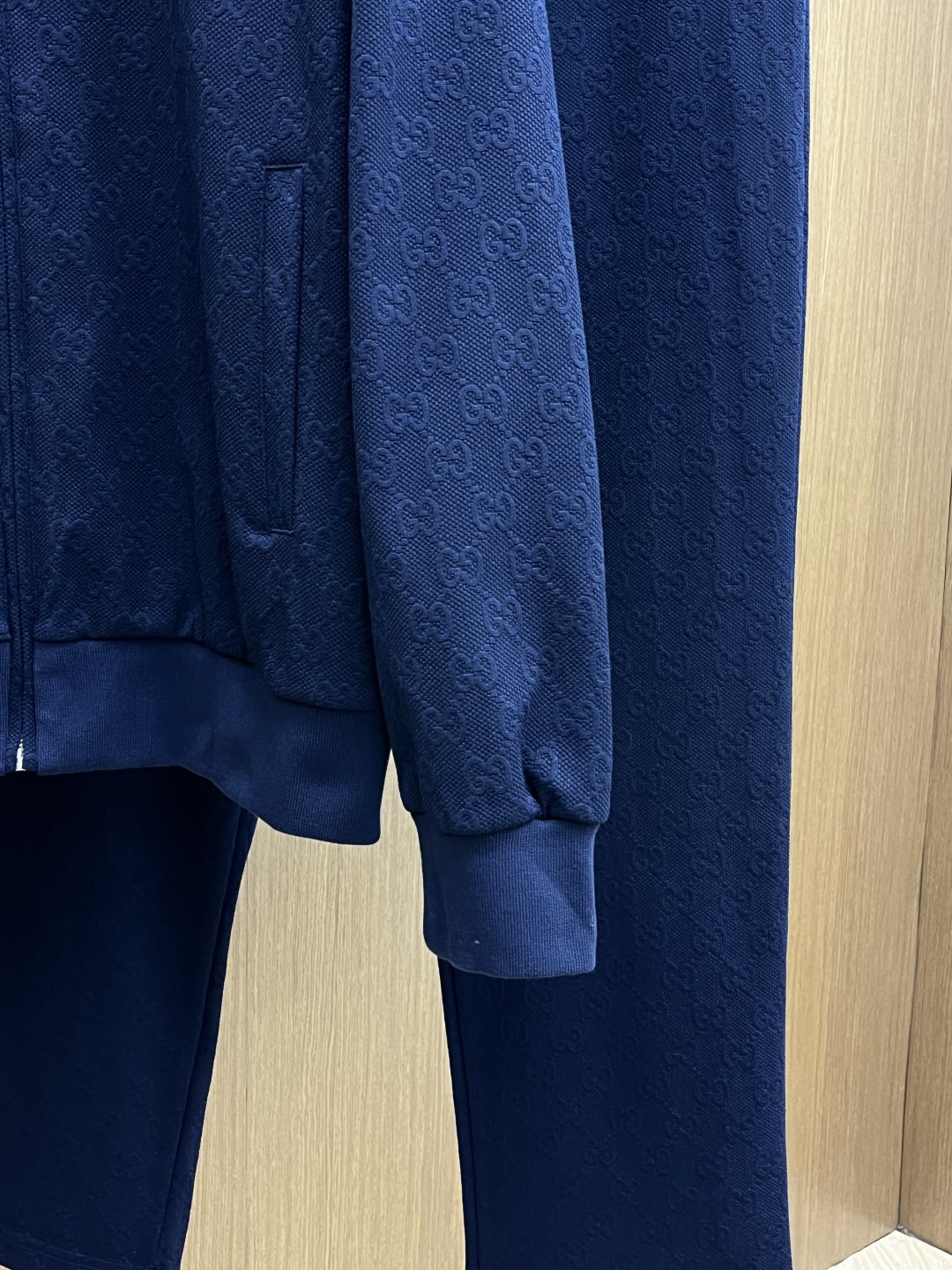 早春款/套 Guc 🔥官网独家专供 高端独家定制款 早春新款专柜同款休闲套装，透气舒适休闲！高级感满满！