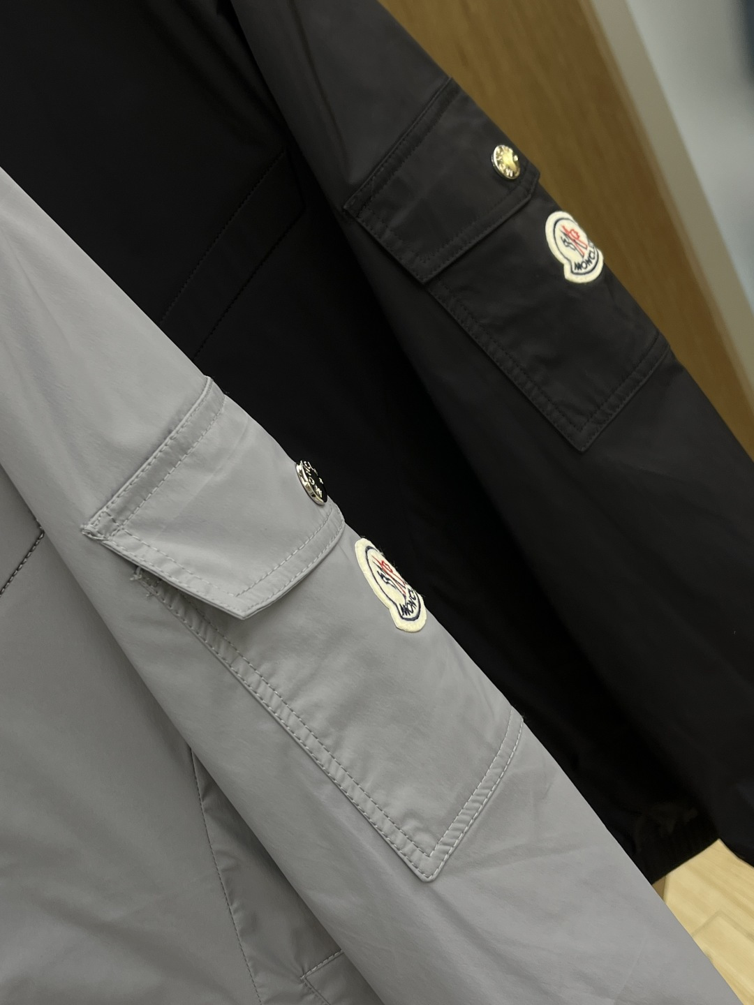 早春 Mon 🔥🔥早春系列，最新时尚连帽夹克外套.处处细节显工艺足够的高级 结构性剪裁的设计改变来展现男