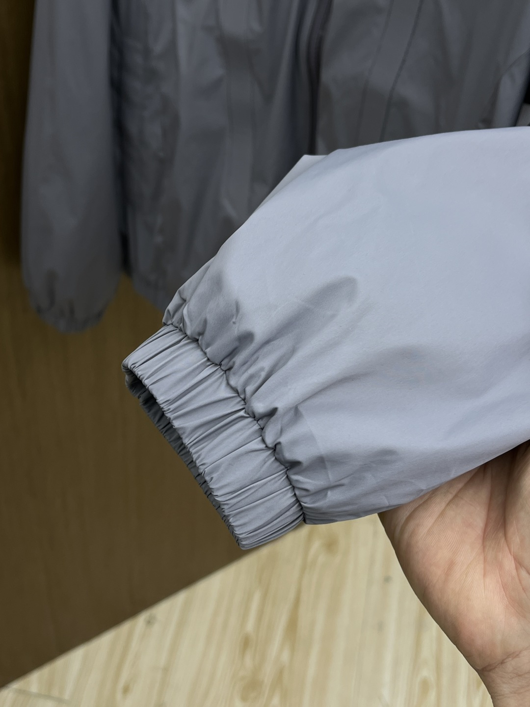 早春 Mon 🔥🔥早春系列，最新时尚连帽夹克外套.处处细节显工艺足够的高级 结构性剪裁的设计改变来展现男