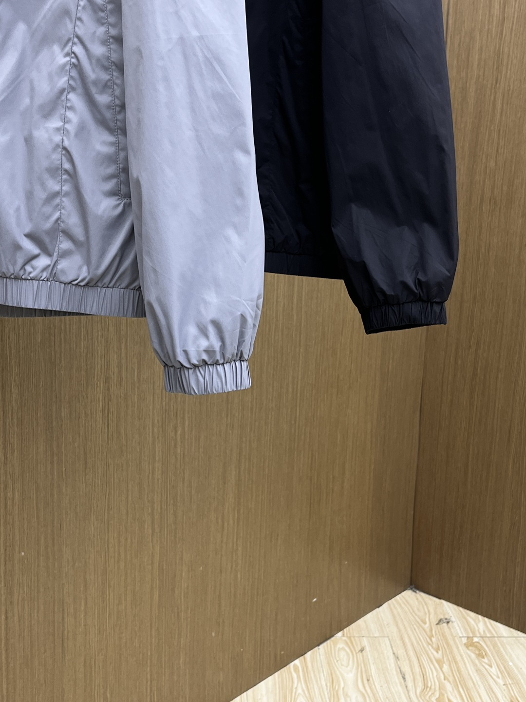 早春 Mon 🔥🔥早春系列，最新时尚连帽夹克外套.处处细节显工艺足够的高级 结构性剪裁的设计改变来展现男