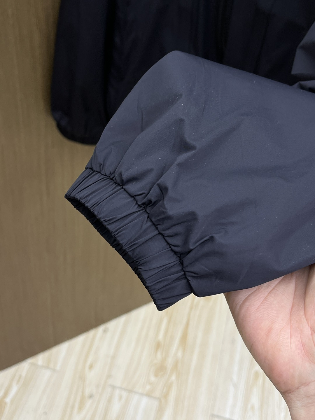 早春 Mon 🔥🔥早春系列，最新时尚连帽夹克外套.处处细节显工艺足够的高级 结构性剪裁的设计改变来展现男