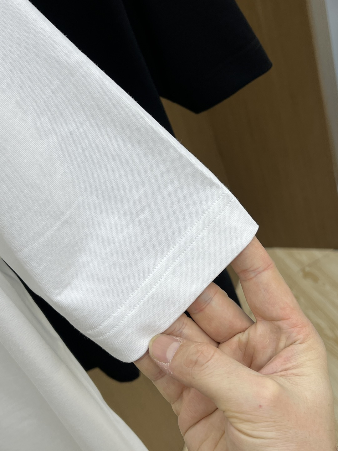 早春 LV 🔥🔥高级定制 2026春夏 · 高阶定制T恤】特别推荐系列 定制面料：秘鲁进口匹马棉 × 顶