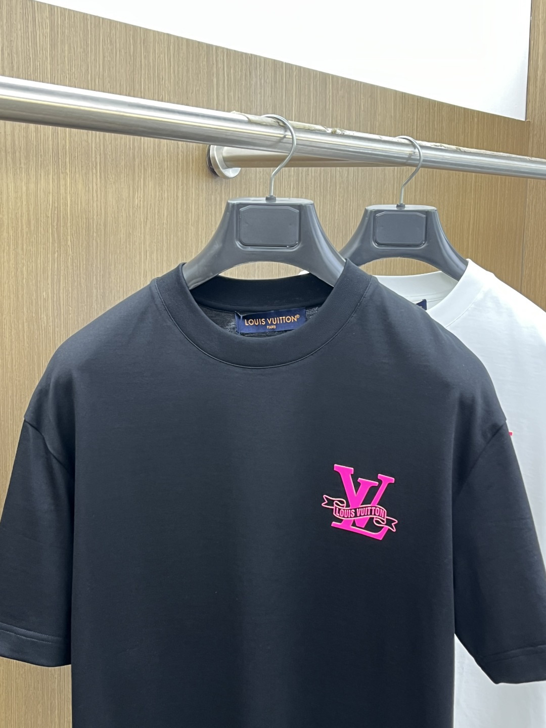 早春 LV🔥🔥高级定制 2026春夏 · 高阶定制T恤】特别推荐系列 定制面料：秘鲁进口匹马棉 × 顶级