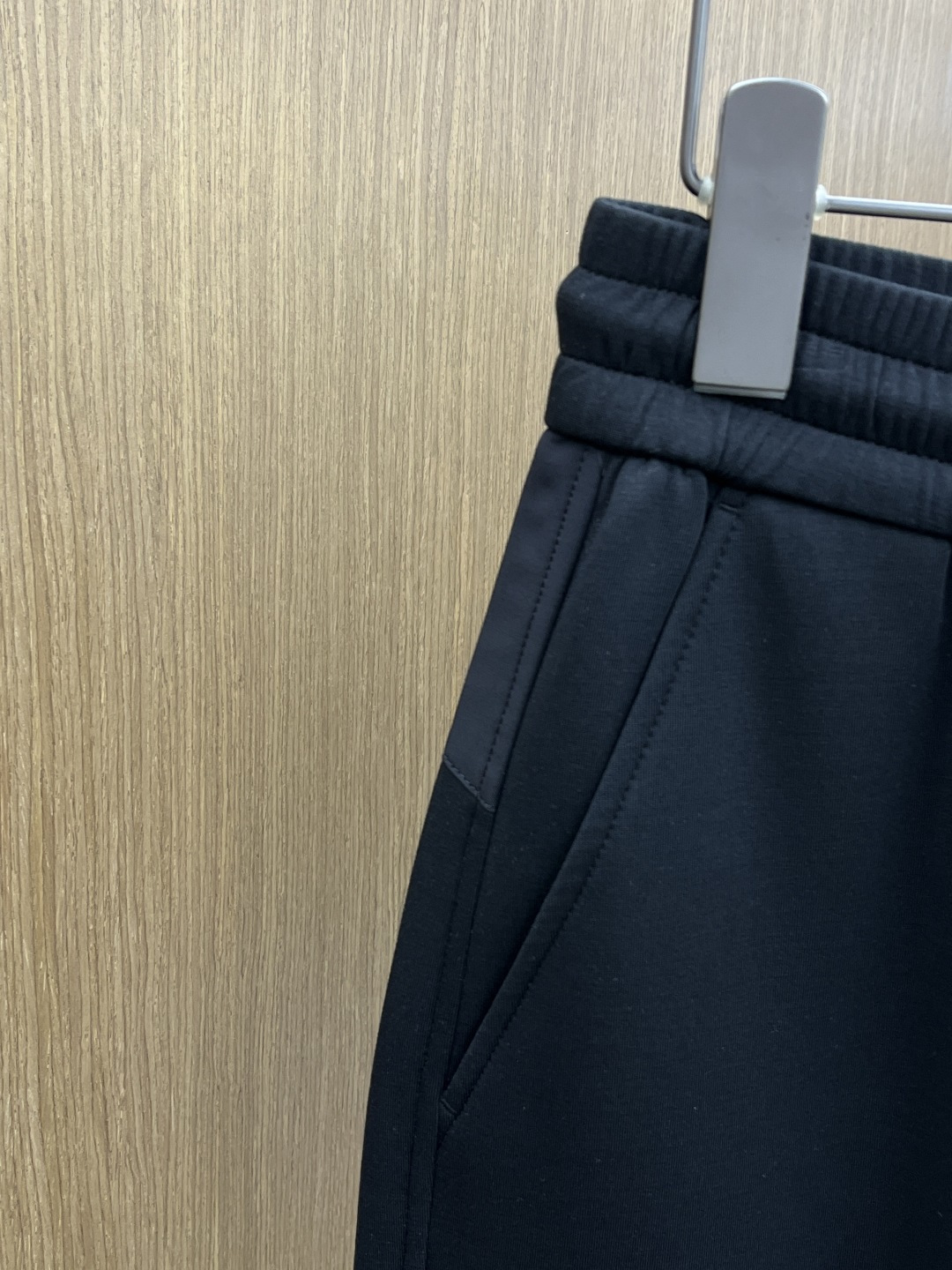 。🩵PD 🔥🔥高级定制 2026春夏新款铜氨丝莫代尔空气层休闲卫裤，裤身上刺绣标志性品牌标识，客供定制品