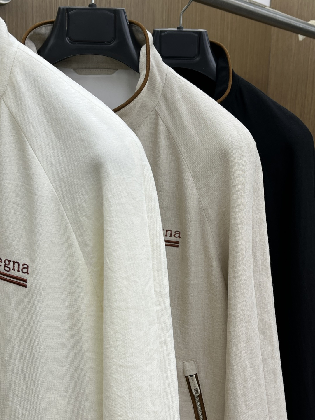 早春 ZZ 🔥🔥早春老钱风棉麻奢简系列，最新时尚立领夹克外套.处处细节显工艺足够的高级 结构性剪裁的设计