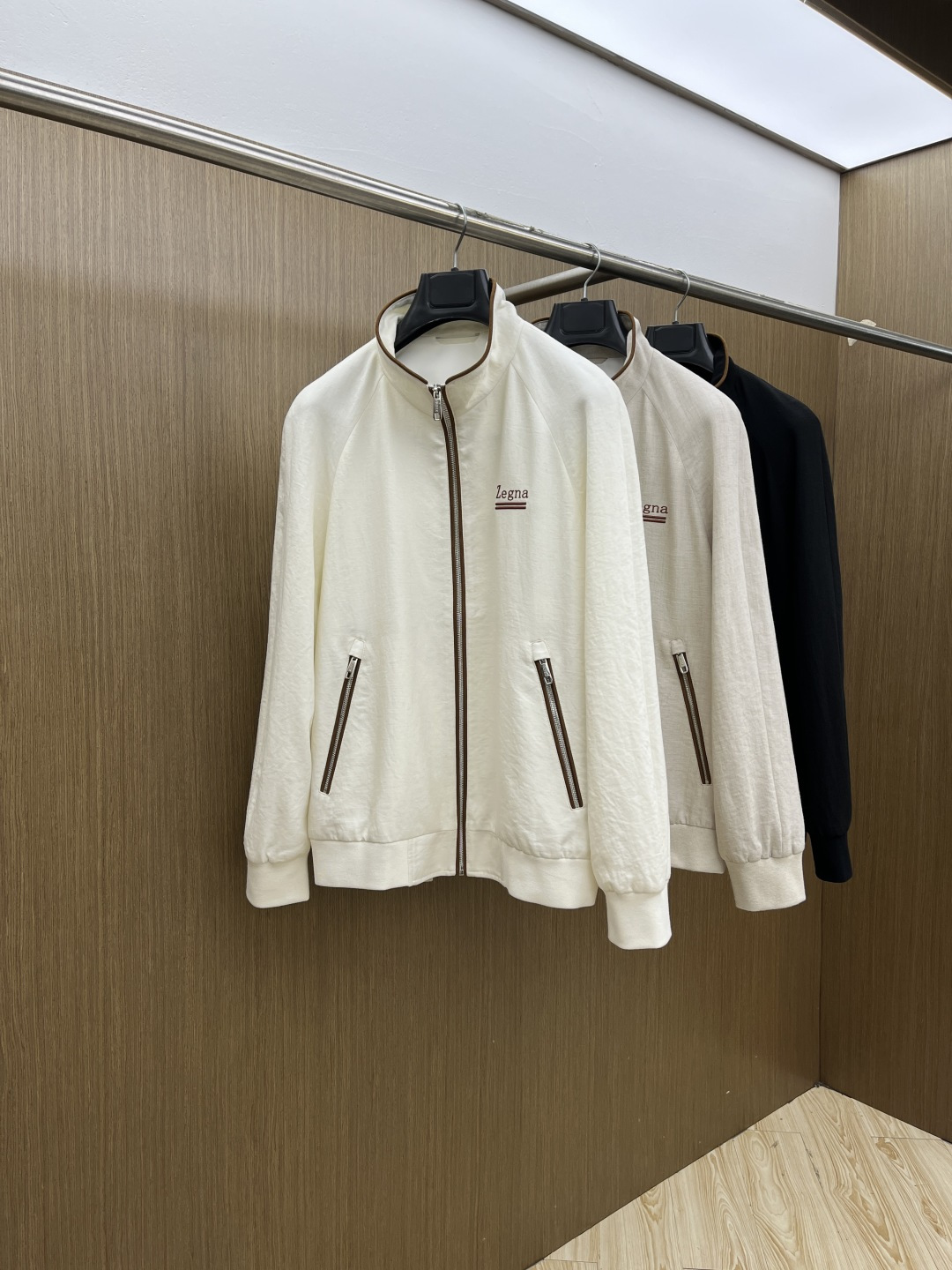 早春 ZZ 🔥🔥早春老钱风棉麻奢简系列，最新时尚立领夹克外套.处处细节显工艺足够的高级 结构性剪裁的设计