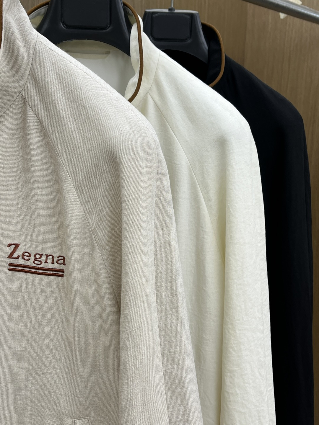 早春 ZZ 🔥🔥早春老钱风棉麻奢简系列，最新时尚立领夹克外套.处处细节显工艺足够的高级 结构性剪裁的设计