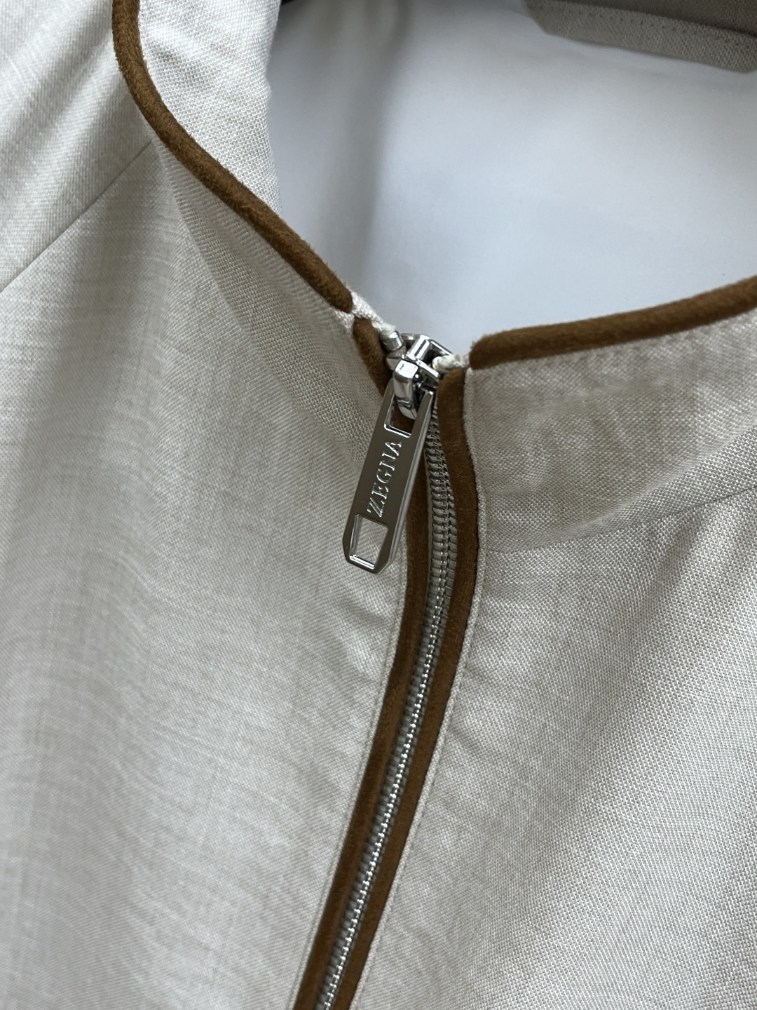 早春 ZZ 🔥🔥早春老钱风棉麻奢简系列，最新时尚立领夹克外套.处处细节显工艺足够的高级 结构性剪裁的设计