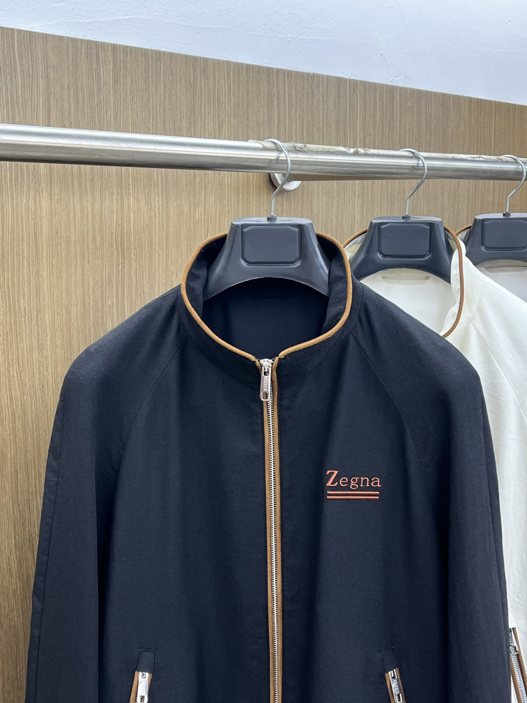 早春 ZZ 🔥🔥早春老钱风棉麻奢简系列，最新时尚立领夹克外套.处处细节显工艺足够的高级 结构性剪裁的设计