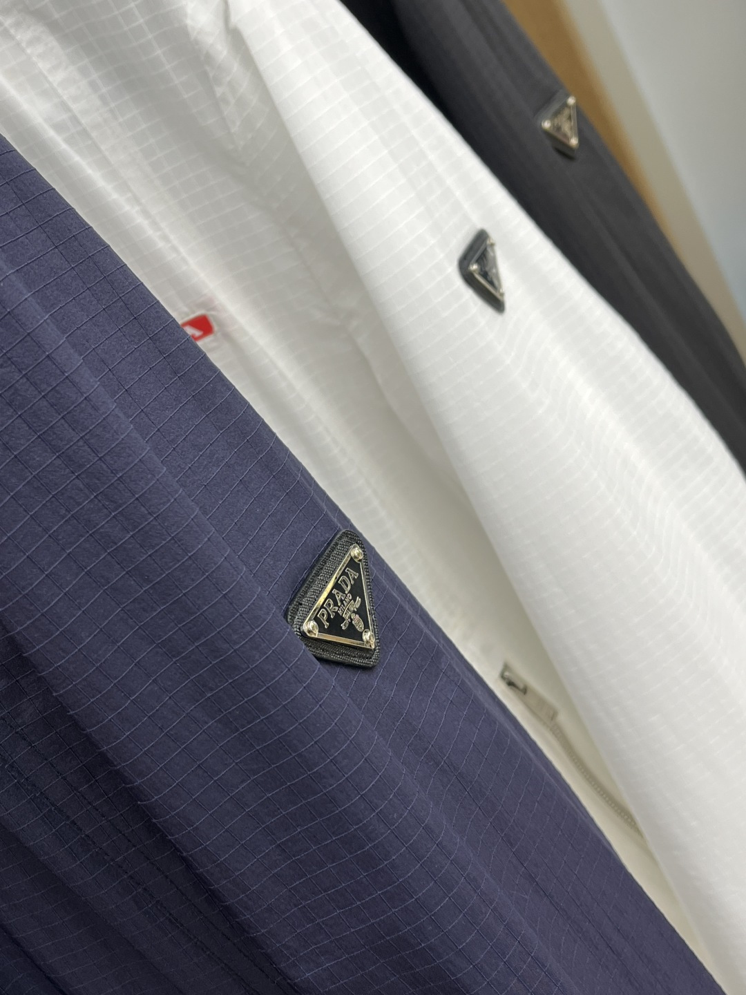 早春 PD 🔥🔥早春系列，最新时尚连帽夹克外套.处处细节显工艺足够的高级 结构性剪裁的设计改变来展现男士