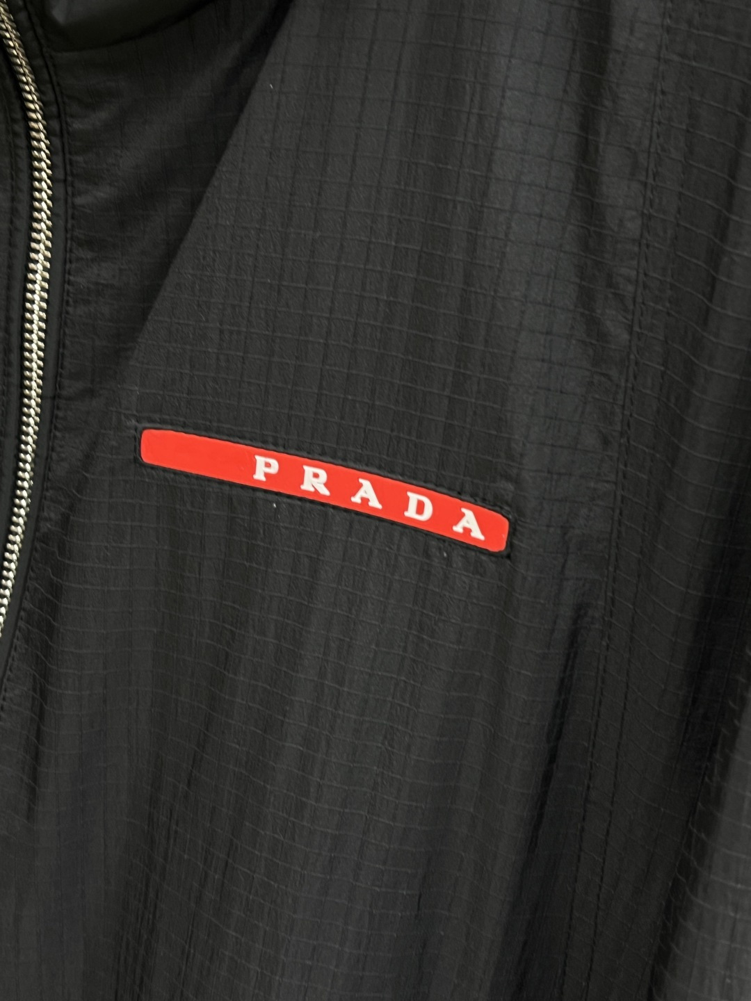 早春 PD 🔥🔥早春系列，最新时尚连帽夹克外套.处处细节显工艺足够的高级 结构性剪裁的设计改变来展现男士