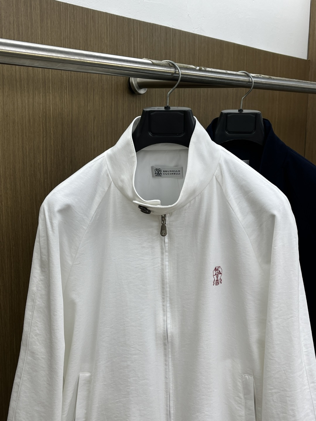 早春 BC🔥🔥早春棉麻老钱风系列，最新时尚立领夹克外套.处处细节显工艺足够的高级 结构性剪裁的设计改变来