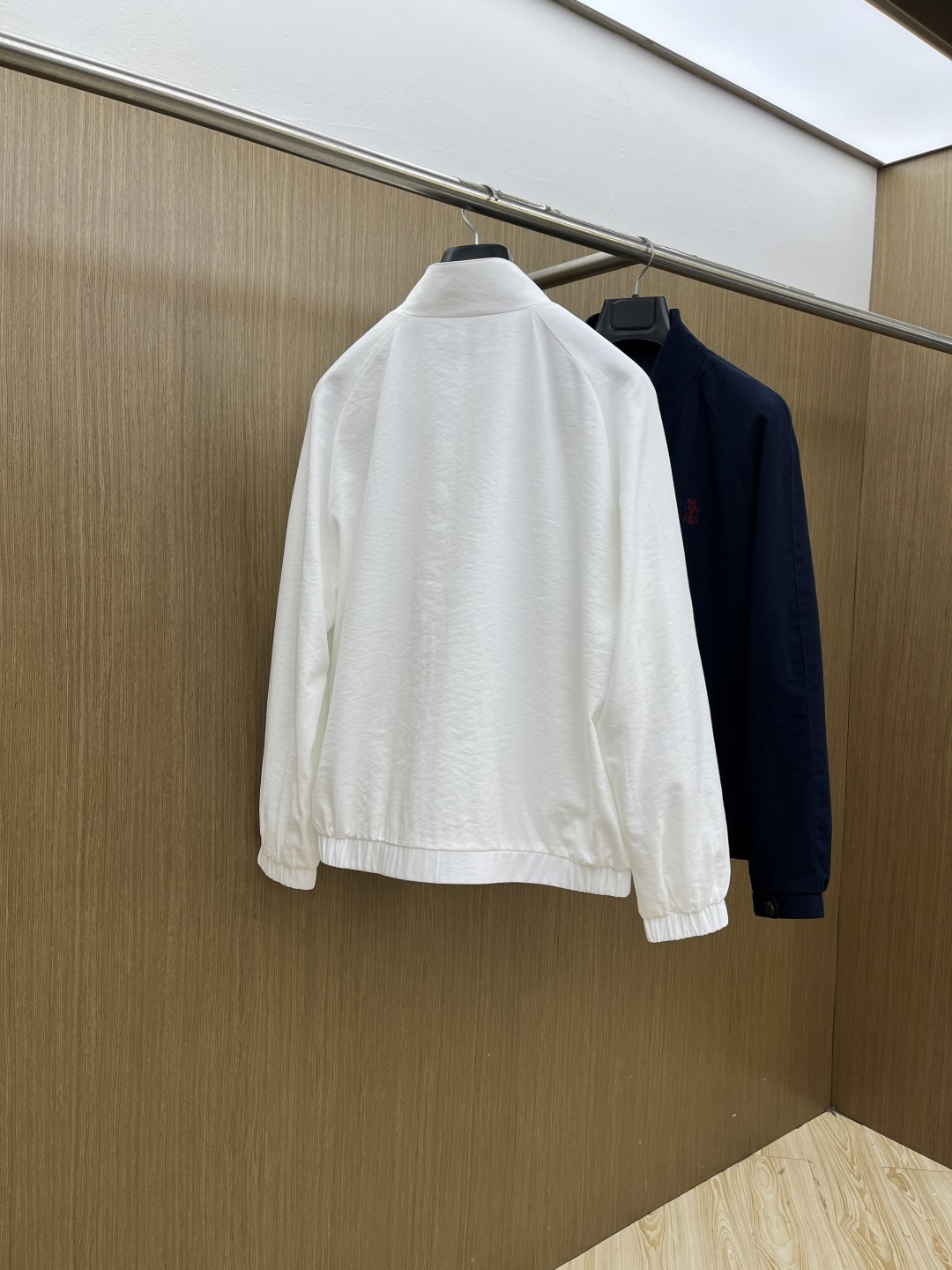 早春 BC🔥🔥早春棉麻老钱风系列，最新时尚立领夹克外套.处处细节显工艺足够的高级 结构性剪裁的设计改变来