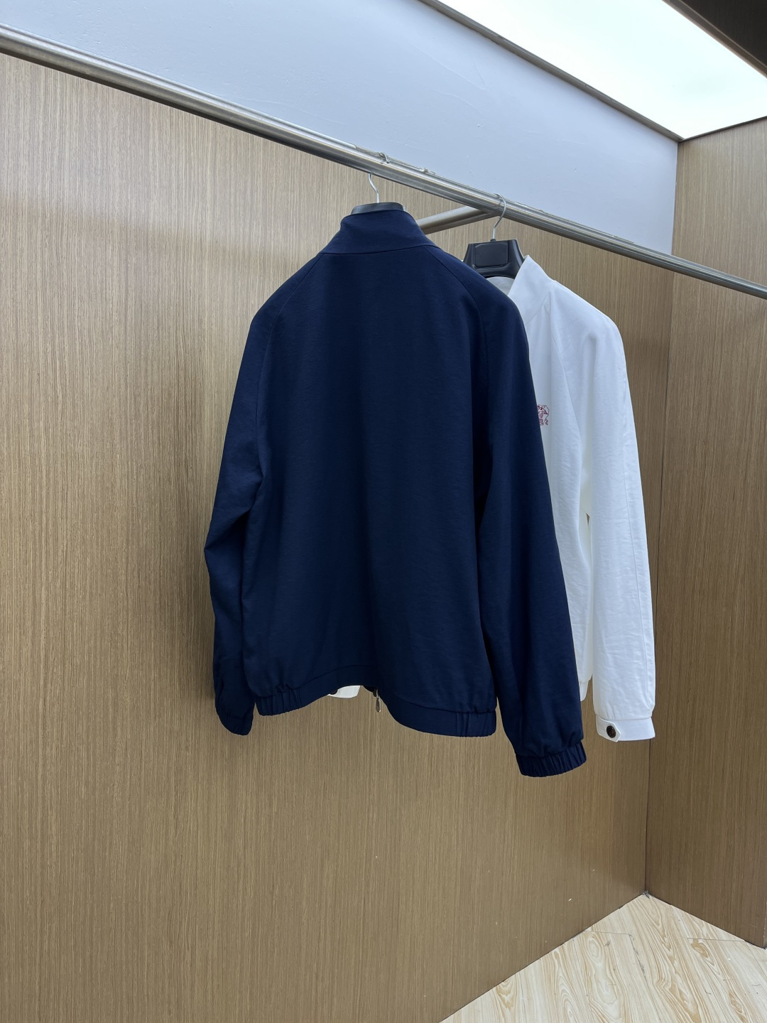 早春 BC🔥🔥早春棉麻老钱风系列，最新时尚立领夹克外套.处处细节显工艺足够的高级 结构性剪裁的设计改变来