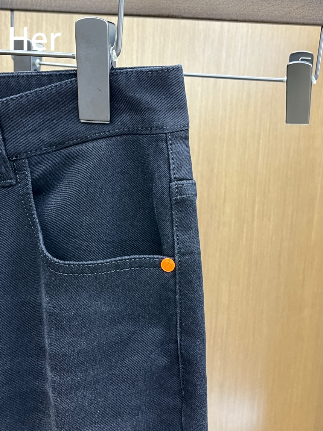 支持年后 秋冬 Her 🔥🔥秋冬新品休闲牛仔裤 官网同步发售，裤身工艺设计，进口客供辅料、面料定制，代工