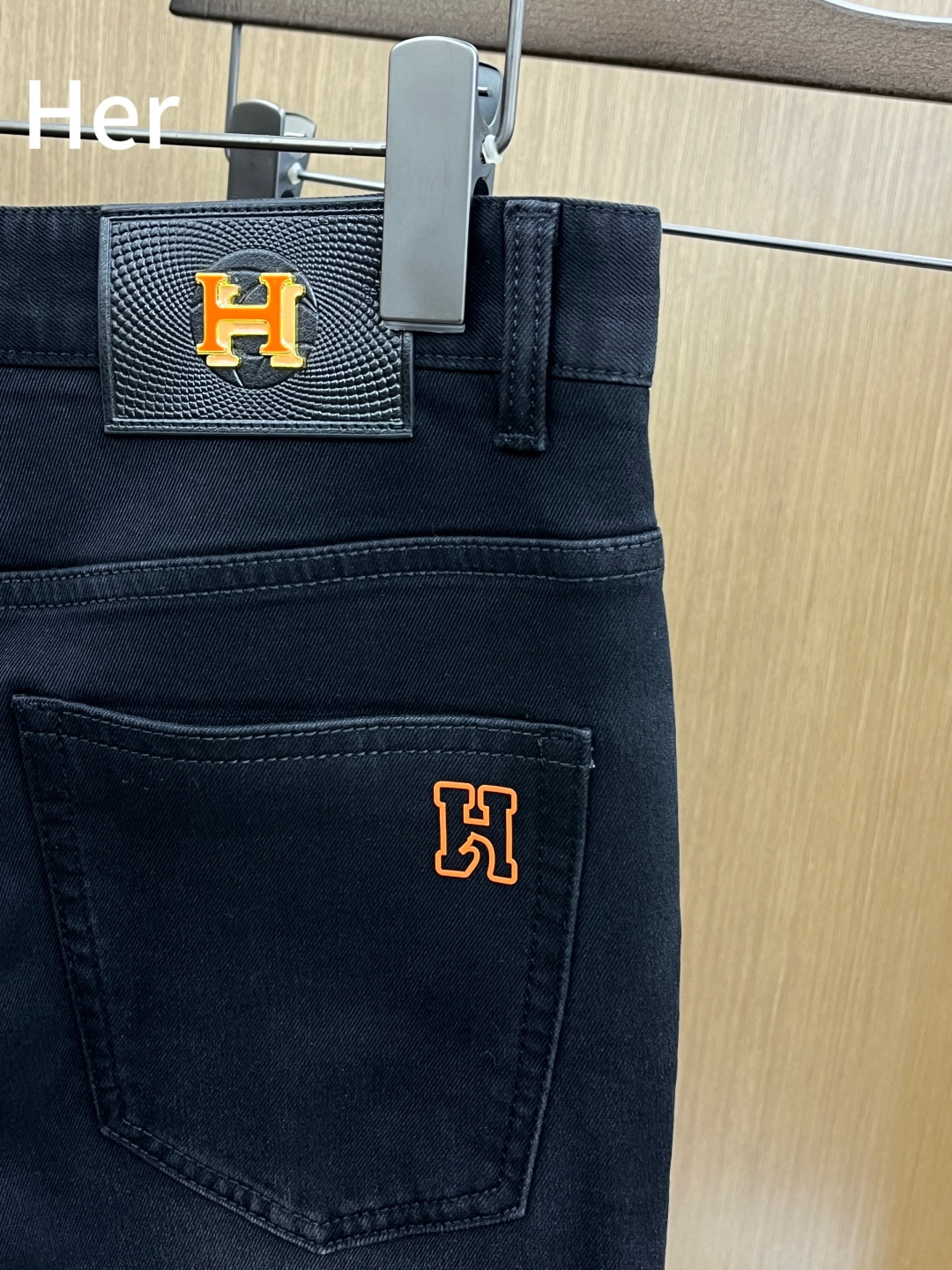 支持年后 秋冬 Her 🔥🔥秋冬新品休闲牛仔裤 官网同步发售，裤身工艺设计，进口客供辅料、面料定制，代工