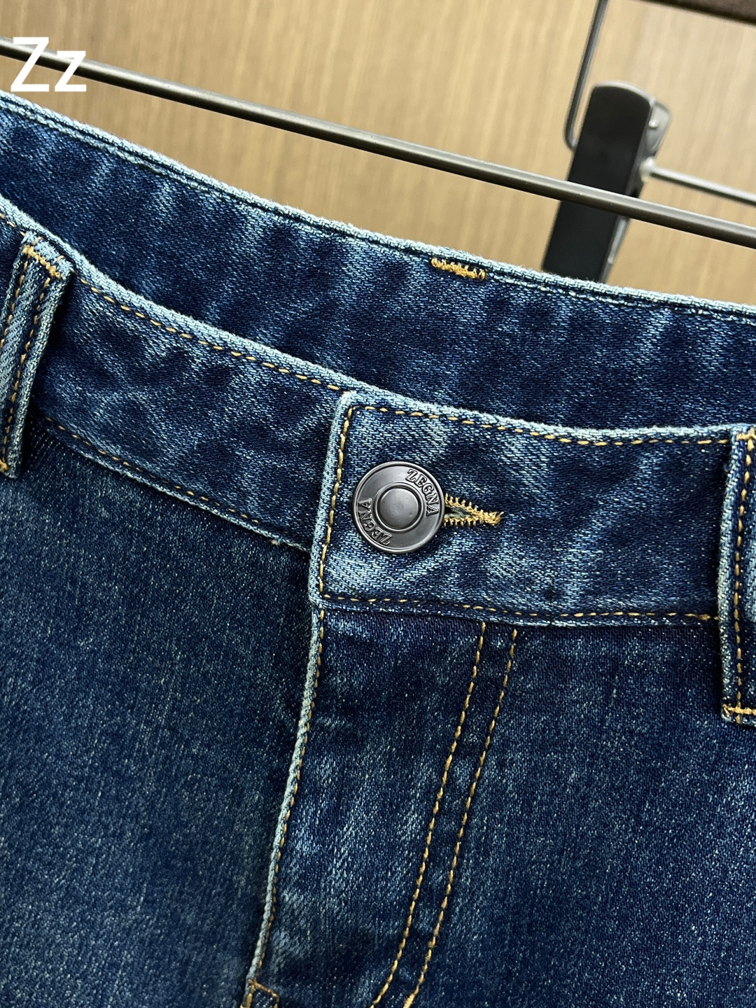 支持年后 秋冬 ZZ 🔥🔥秋冬新品休闲牛仔裤 官网同步发售，裤身工艺设计，进口客供辅料、面料定制，代工厂