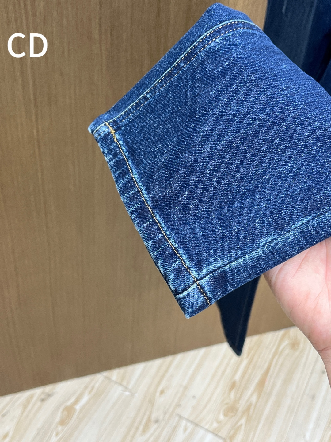 秋冬 CD 🔥🔥秋冬新品休闲牛仔裤 官网同步发售，裤身工艺设计，进口客供辅料、面料定制，代工厂出品免检！
