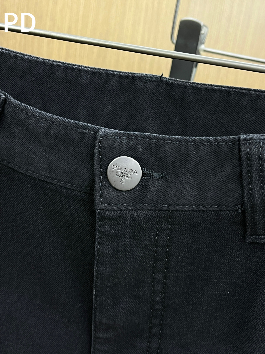 秋冬 CD 🔥🔥秋冬新品休闲牛仔裤 官网同步发售，裤身工艺设计，进口客供辅料、面料定制，代工厂出品免检！