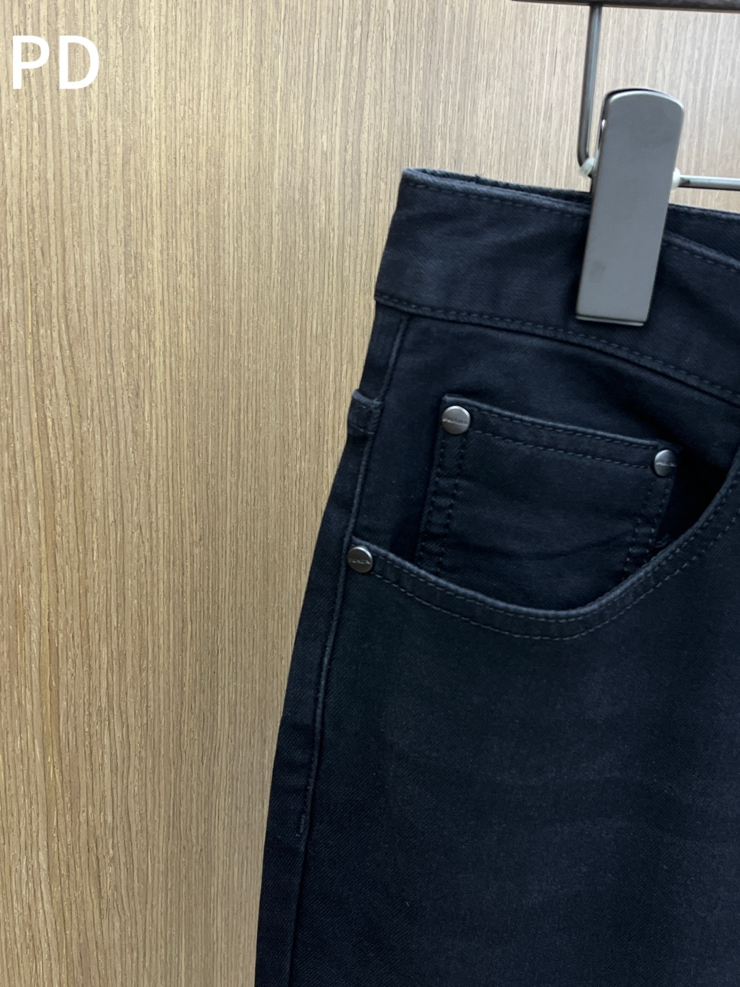 秋冬 CD 🔥🔥秋冬新品休闲牛仔裤 官网同步发售，裤身工艺设计，进口客供辅料、面料定制，代工厂出品免检！
