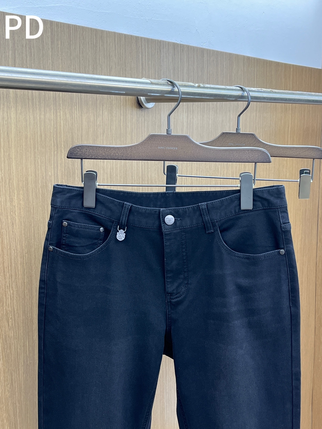 秋冬 CD 🔥🔥秋冬新品休闲牛仔裤 官网同步发售，裤身工艺设计，进口客供辅料、面料定制，代工厂出品免检！