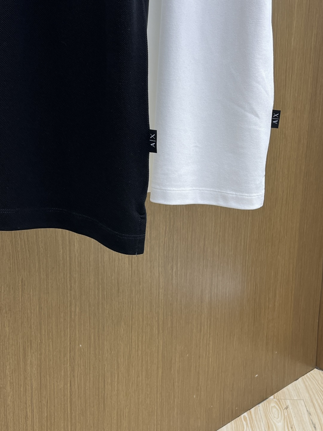 早春 AJ 🔥🔥早春新款男士标识短袖Polo衫，延续经典商务休闲翻领POLO恤.该款Polo衫采用丝光双