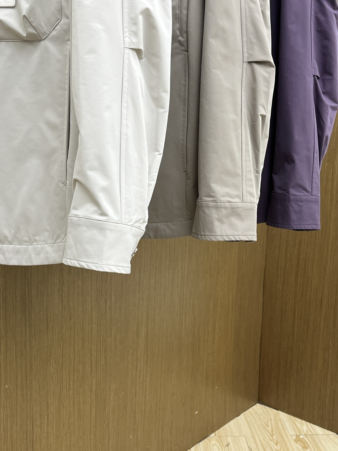 早春 Loro Piana 🔥🔥早春轻奢系列，最新时尚翻领夹克外套..处处细节显工艺足够的高级 结构性剪