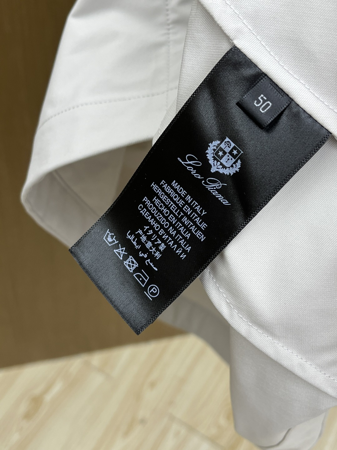 早春 Loro Piana 🔥🔥早春轻奢系列，最新时尚翻领夹克外套..处处细节显工艺足够的高级 结构性剪