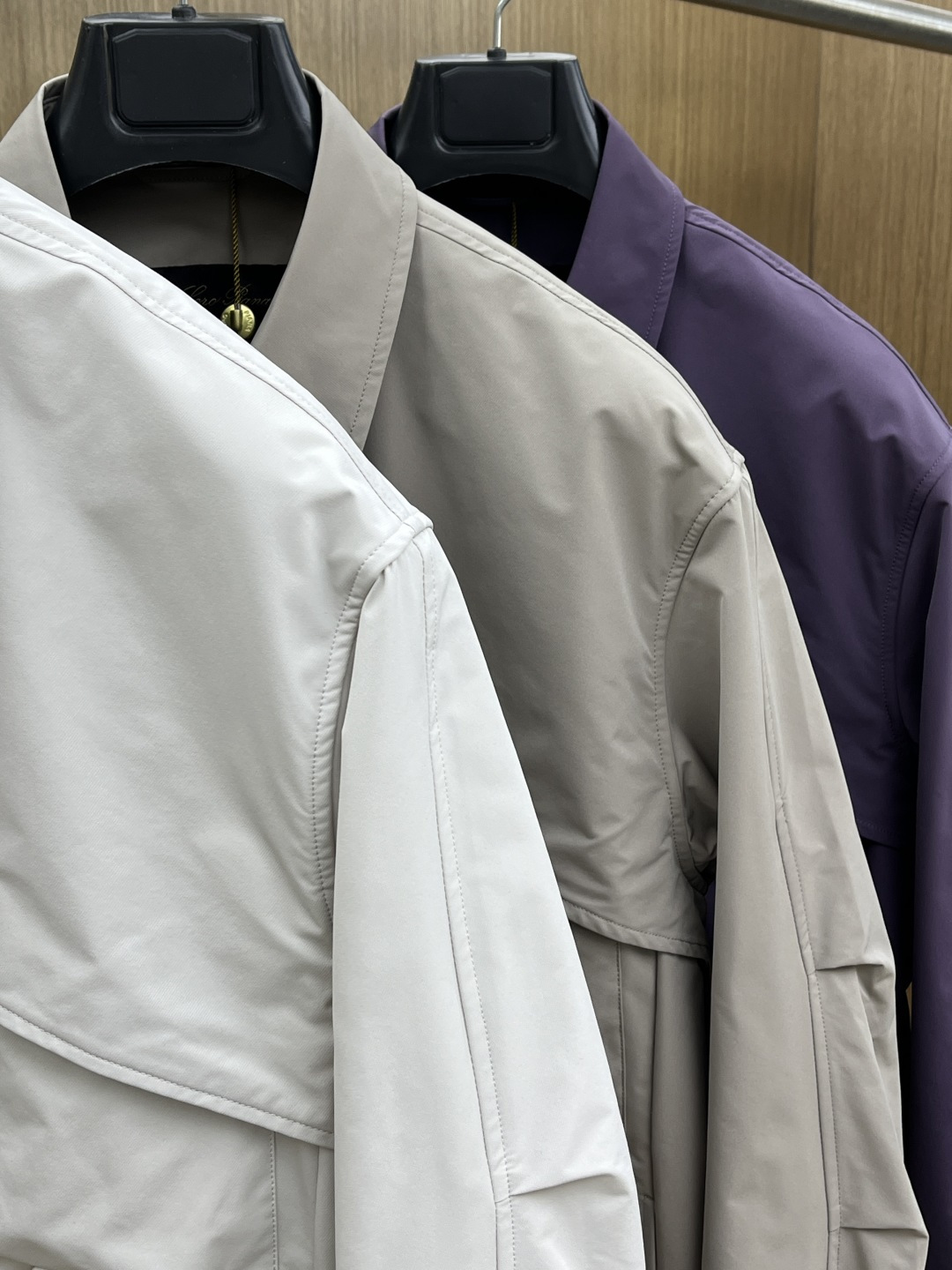 早春 Loro Piana 🔥🔥早春轻奢系列，最新时尚翻领夹克外套..处处细节显工艺足够的高级 结构性剪