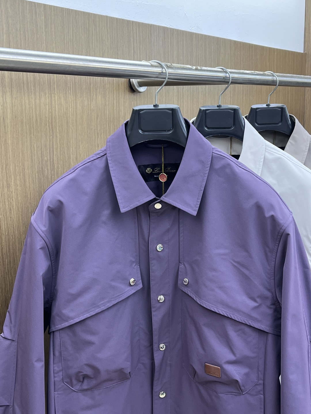 早春 Loro Piana 🔥🔥早春轻奢系列，最新时尚翻领夹克外套..处处细节显工艺足够的高级 结构性剪