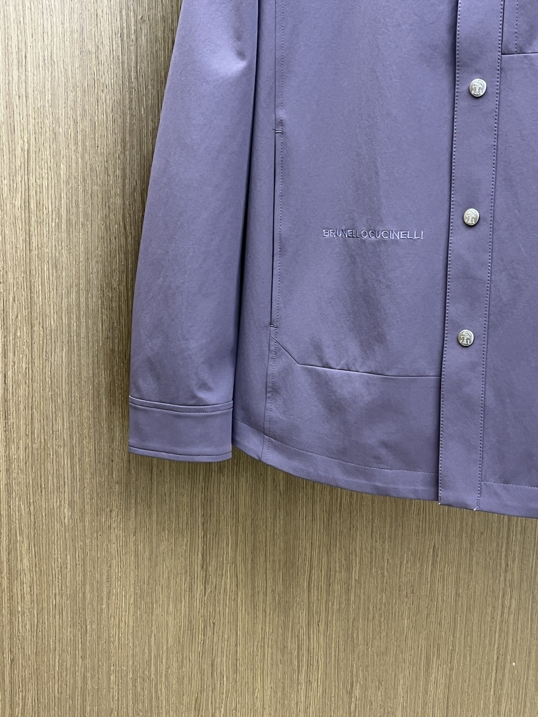 早春 Bc 🔥🔥早春系列，最新时尚翻领夹克外套.胸前logo刺绣.处处细节显工艺足够的高级 结构性剪裁的