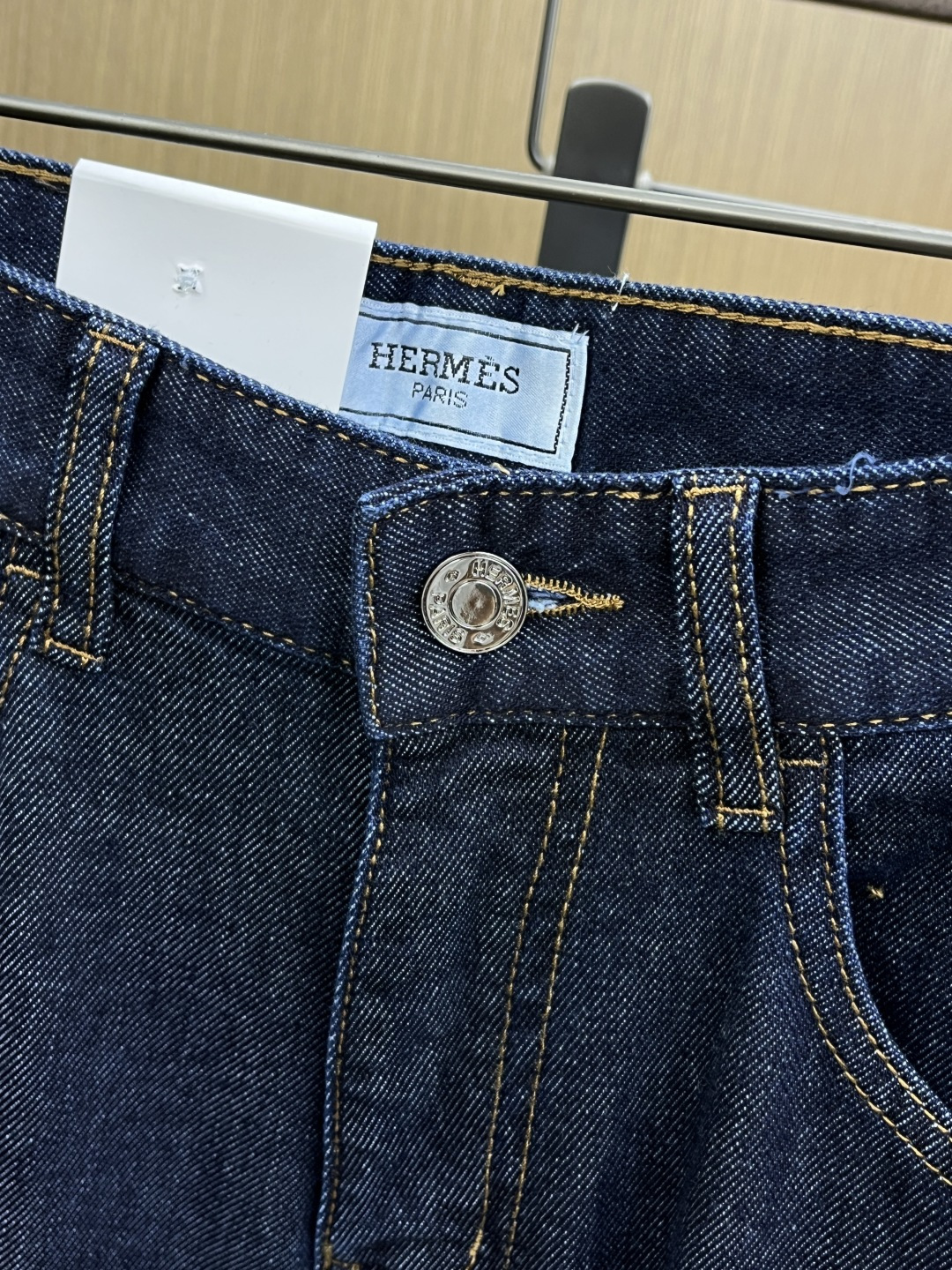 早春款 Her 🔥🔥高端定制 26早春新款薄款牛仔裤 柜台同步发售 原版定制复刻 客供五金辅料 原单品质