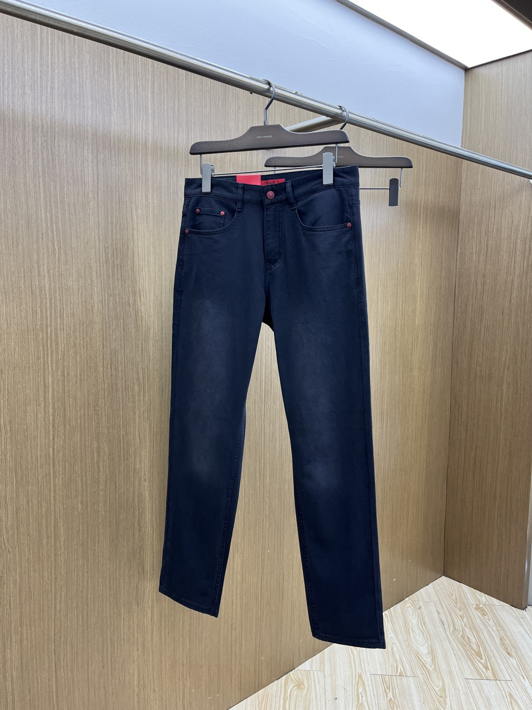 早春款 Hugo 🔥🔥高端定制 26早春新款薄款牛仔裤 柜台同步发售 原版定制复刻 客供五金辅料 原单品