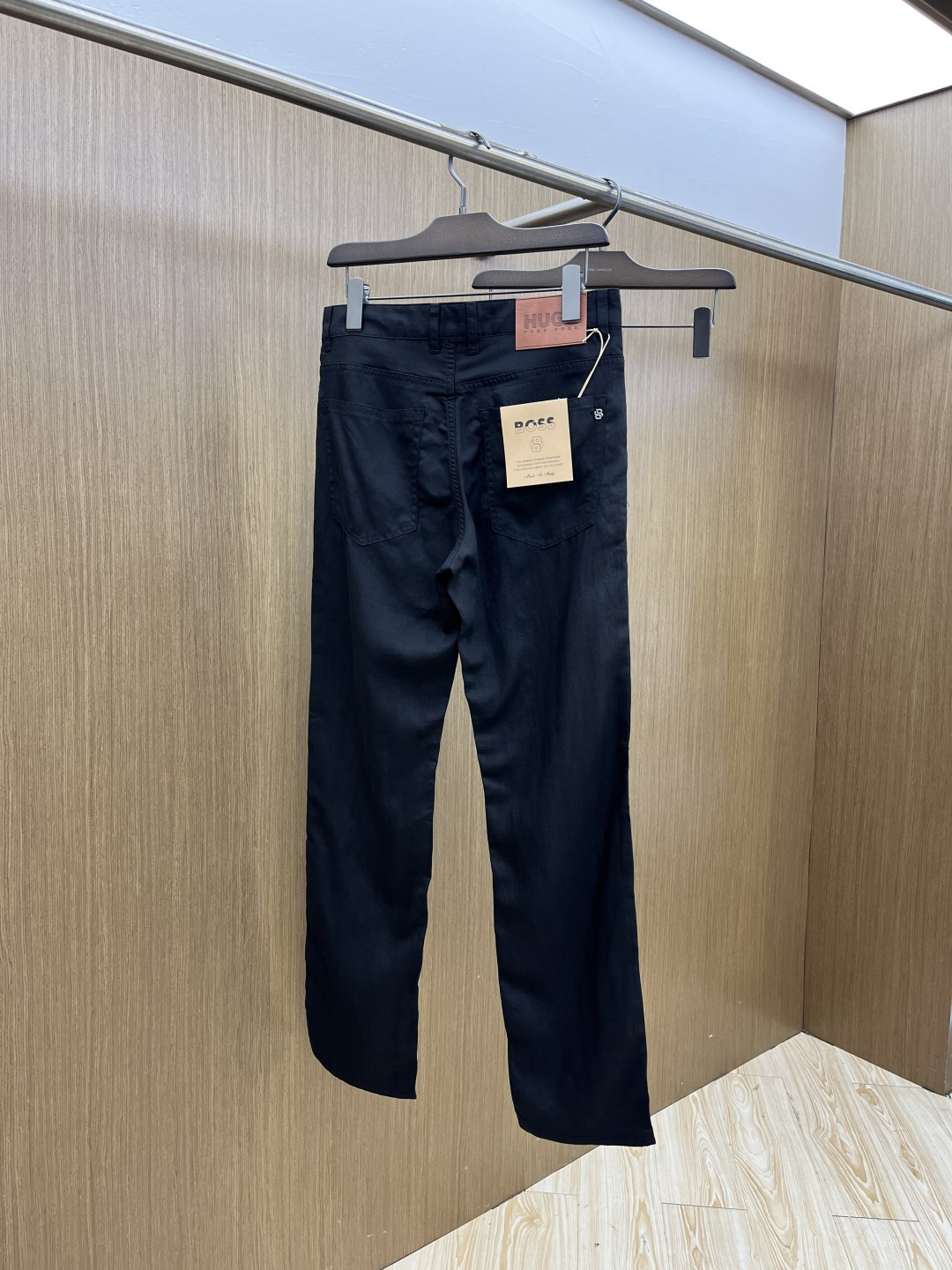 早春款 Hugo 🔥🔥高端定制 26早春新款薄款牛仔裤 柜台同步发售 原版定制复刻 客供五金辅料 原单品