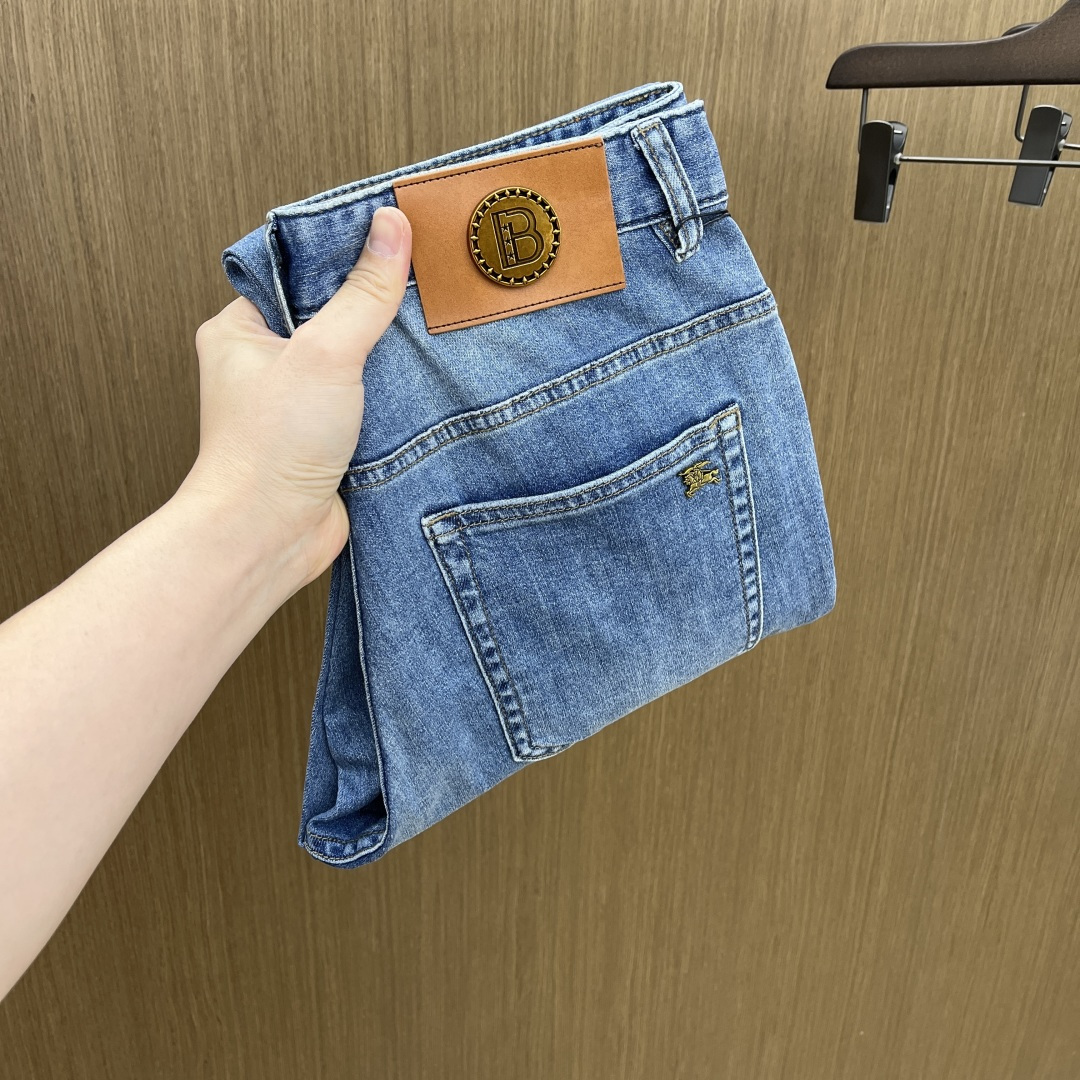 早春款 BBR. 🔥🔥高端定制 26早春新款薄款牛仔裤 柜台同步发售 原版定制复刻 客供五金辅料 原单品