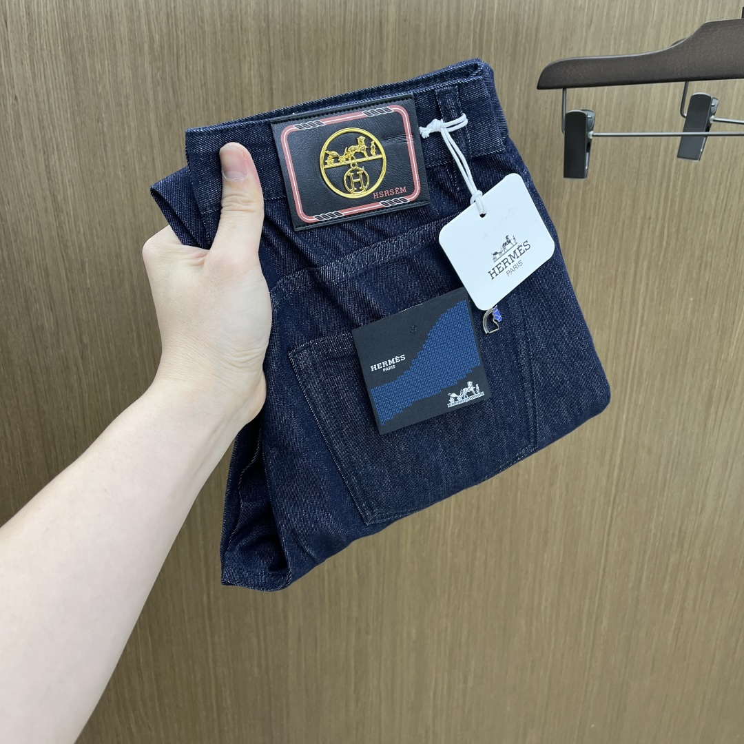 早春款 HER 🔥🔥高端定制 26早春新款薄款牛仔裤 柜台同步发售 原版定制复刻 客供五金辅料 原单品质