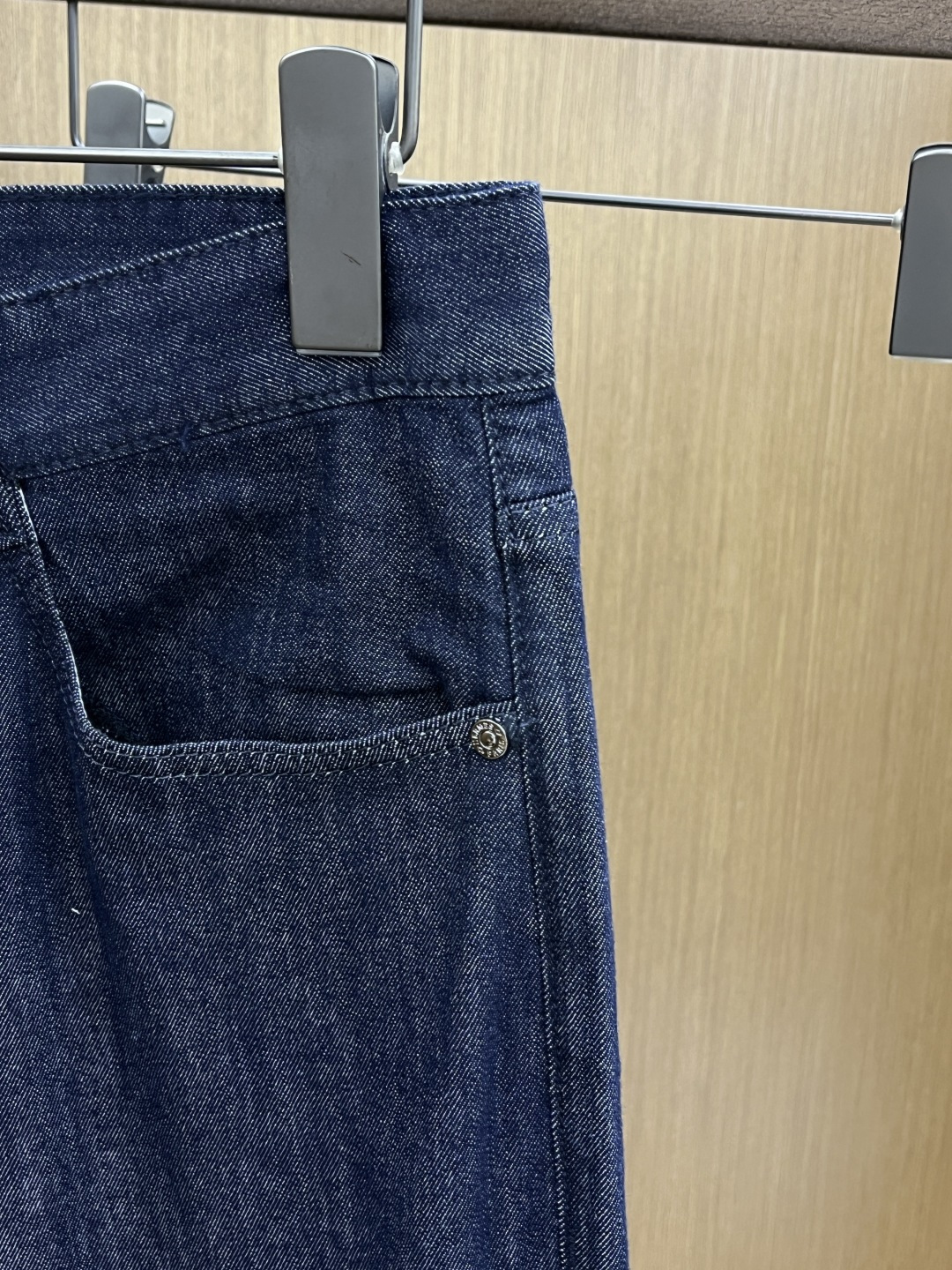 早春款 HER 🔥🔥高端定制 26早春新款薄款牛仔裤 柜台同步发售 原版定制复刻 客供五金辅料 原单品质