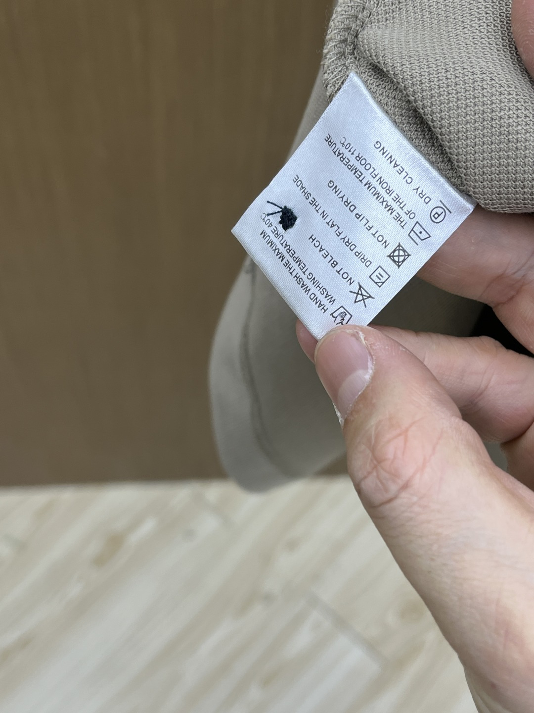 早春 Bunoi 🔥🔥早春新款男士标识短袖Polo衫，延续经典商务休闲翻领POLO恤.该款Polo衫采用