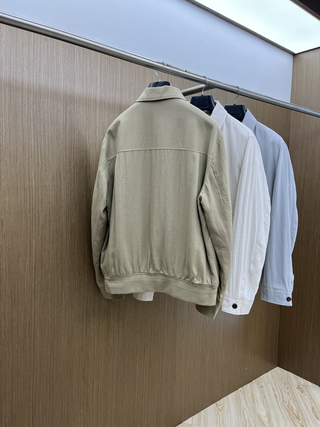 早春款 Loro Piana 🔥🔥早春轻奢老钱风系列，最新时尚翻领夹克外套.纹理定织面料，处处细节显工艺