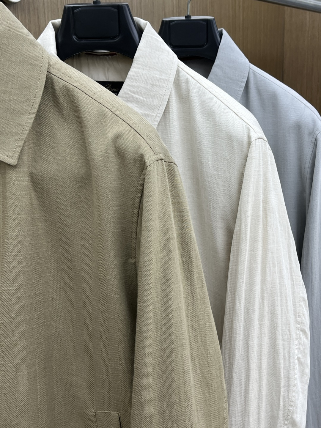 早春款 Loro Piana 🔥🔥早春轻奢老钱风系列，最新时尚翻领夹克外套.纹理定织面料，处处细节显工艺