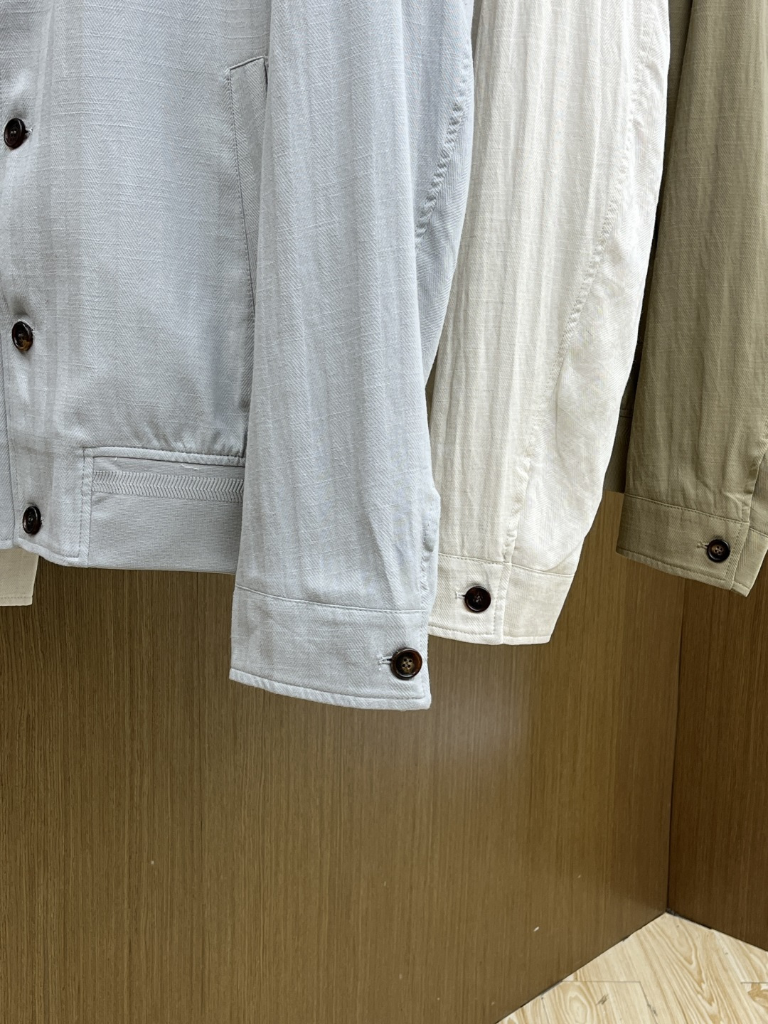 早春款 Loro Piana 🔥🔥早春轻奢老钱风系列，最新时尚翻领夹克外套.纹理定织面料，处处细节显工艺