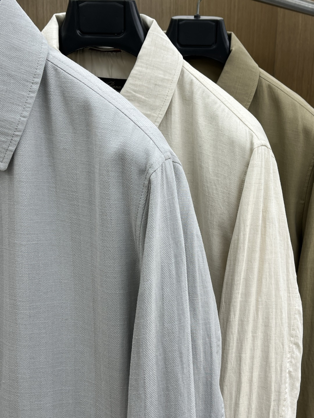 早春款 Loro Piana 🔥🔥早春轻奢老钱风系列，最新时尚翻领夹克外套.纹理定织面料，处处细节显工艺