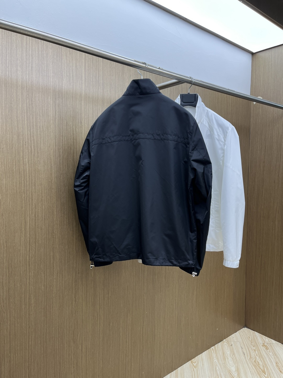 早春款 PD 🔥🔥早春系列，最新时尚立领夹克外套.处处细节显工艺足够的高级 结构性剪裁的设计改变来展现男