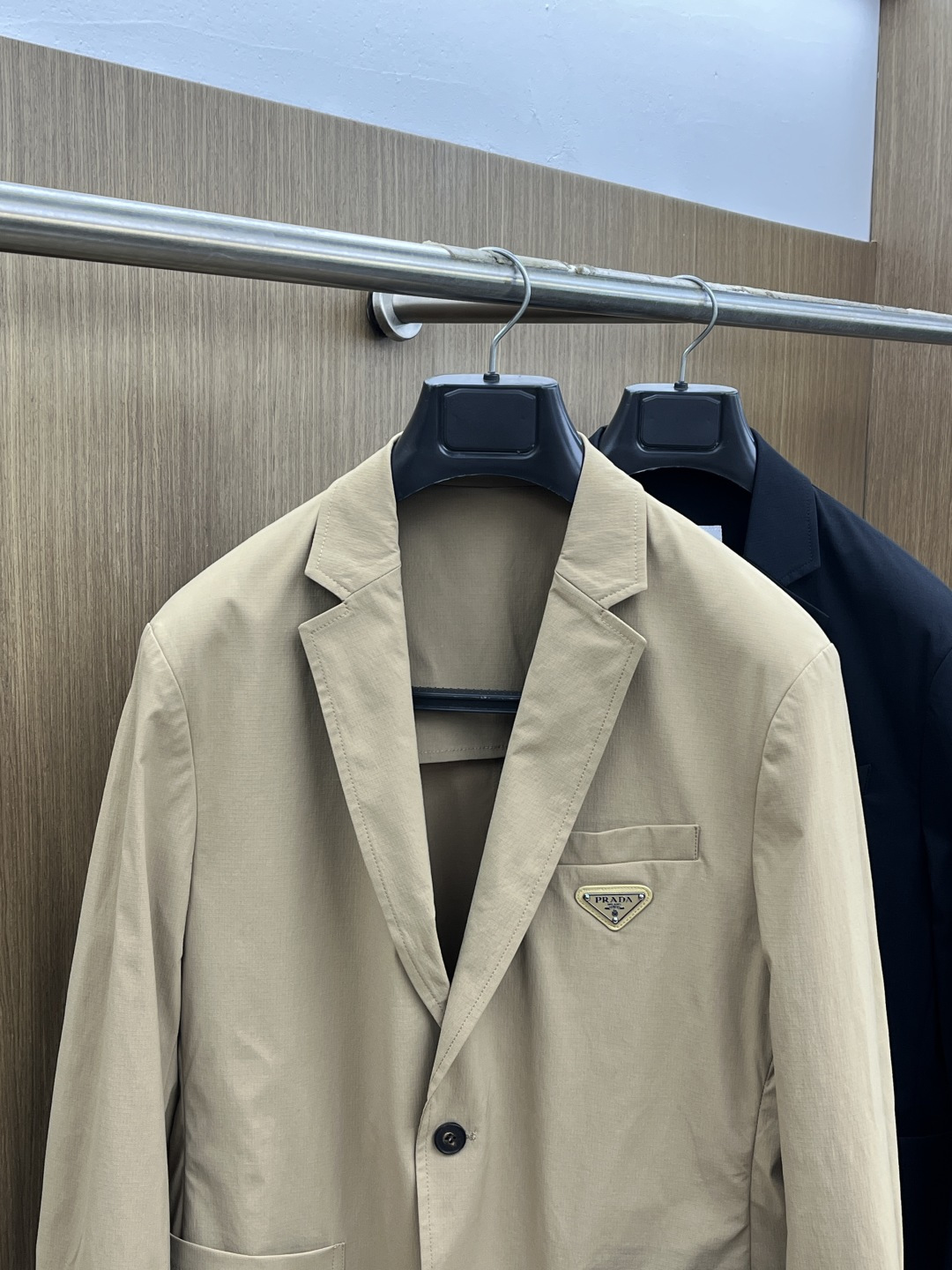 早春款 PD 🔥🔥早春轻奢系列，最新时尚男款西装外套.定织定染面料。处处细节显工艺足够的高级 结构性剪裁