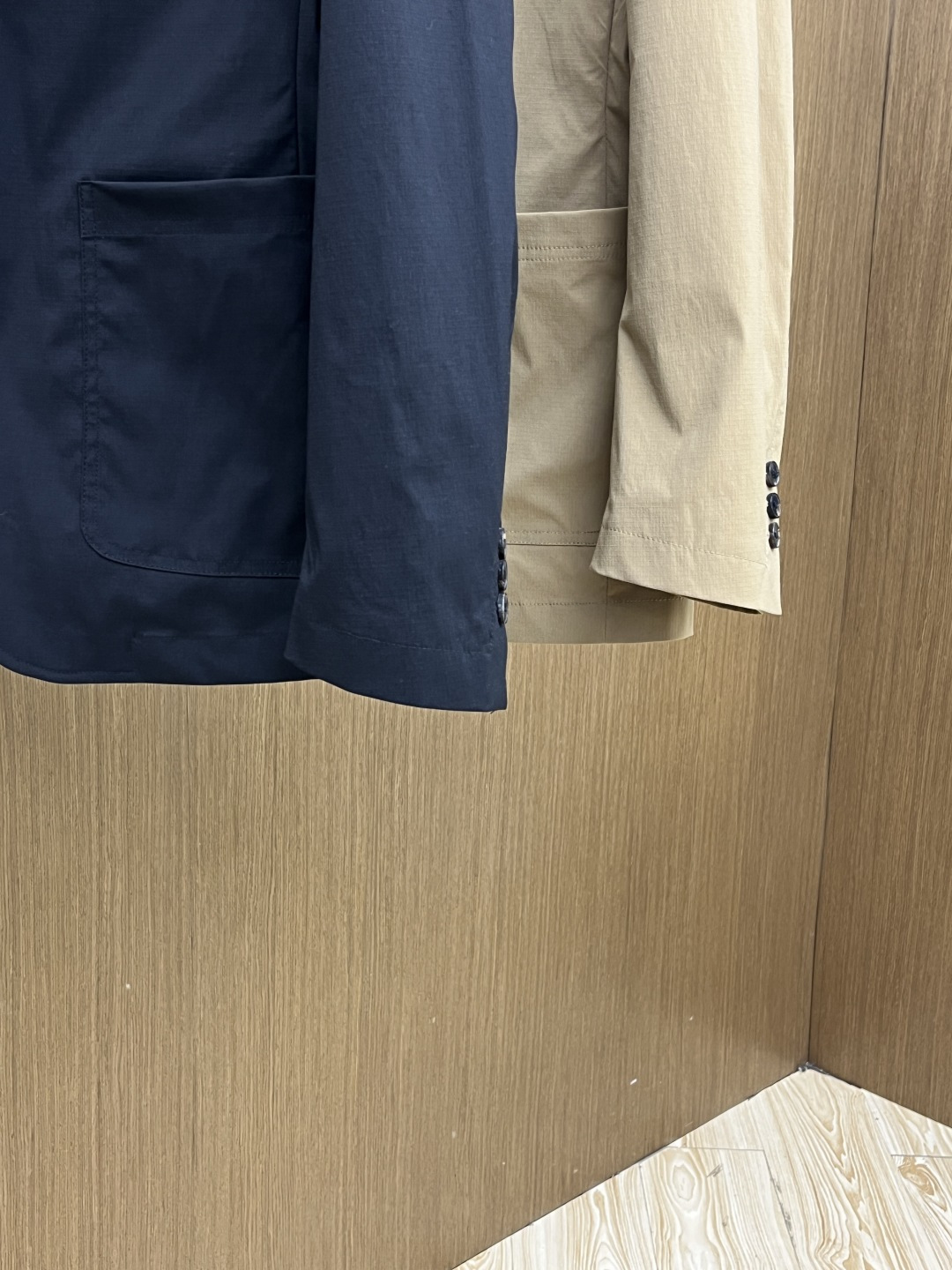 早春款 PD 🔥🔥早春轻奢系列，最新时尚男款西装外套.定织定染面料。处处细节显工艺足够的高级 结构性剪裁