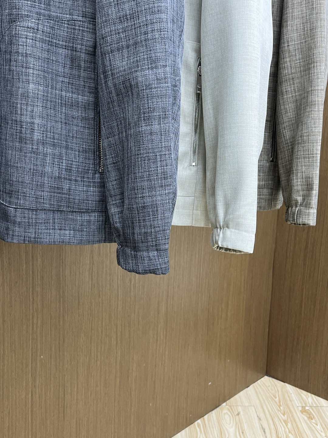 早春款 ZZ 🔥🔥早春轻奢老钱风棉麻系列，最新时尚立领夹克外套..处处细节显工艺足够的高级 结构性剪裁的