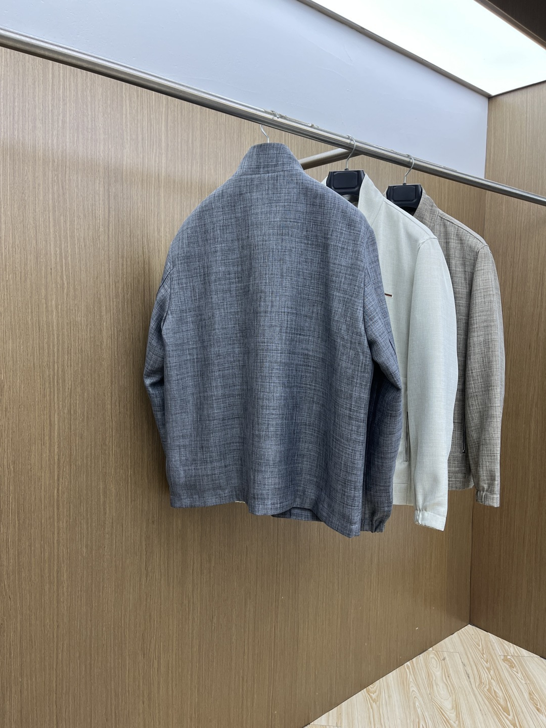 早春款 ZZ 🔥🔥早春轻奢老钱风棉麻系列，最新时尚立领夹克外套..处处细节显工艺足够的高级 结构性剪裁的