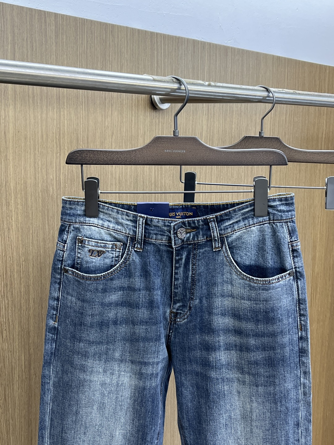 早春款 LV 🔥🔥高端定制 26早春新款薄款牛仔裤 柜台同步发售 原版定制复刻 客供五金辅料 原单品质 
